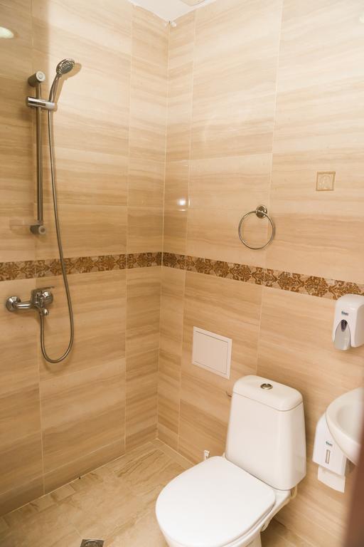 Hotel & Restaurant Ida Kŭrdzhali Dış mekan fotoğraf